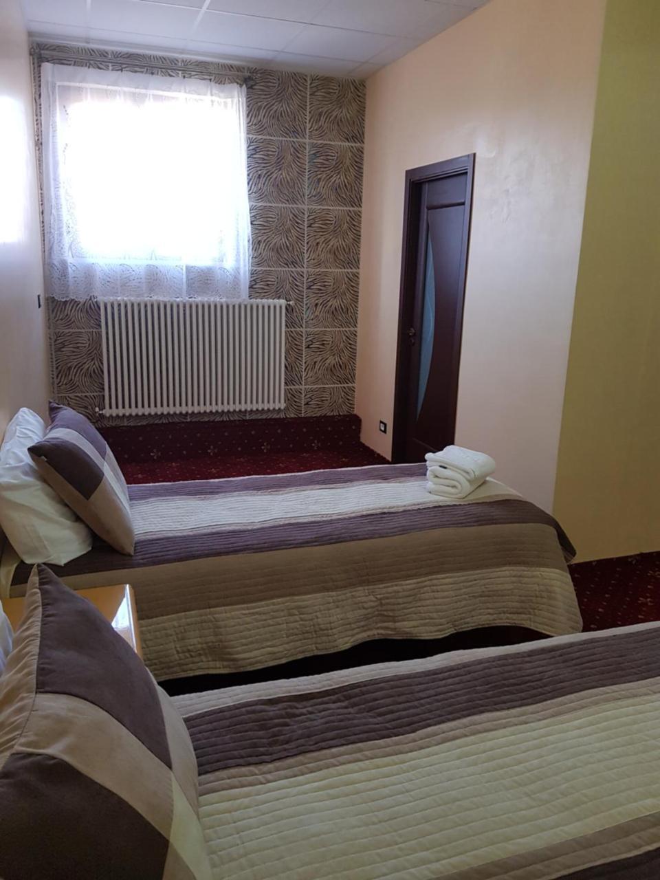 Liberty Junior Apartment Fagaras Exterior photo